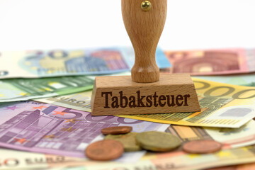 Stempel mit dem Aufdruck Tabaksteuer