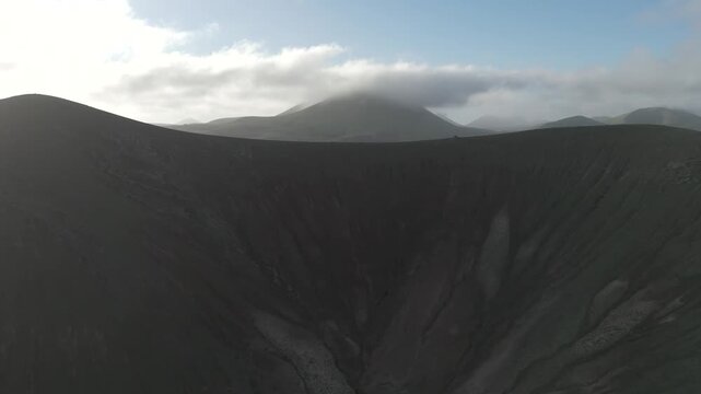 Lanzarote_Tiagua_La_Vegueta_Volcanes_Monta&ntilde;as_verdes_Tinajo_Mu&ntilde;ique_Islas_Canarias_Invierno_humedo