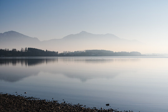 Chimneseeufer im Winter bei Sonne