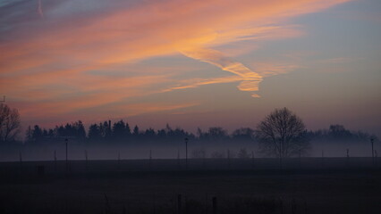 Wiosenny Wschód Słońca © Sławek