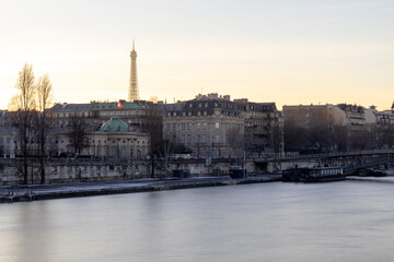 Obraz premium view of the river and the city