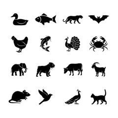 Naklejka premium Collection of wild and domestic animal silhouettes isolated on white background