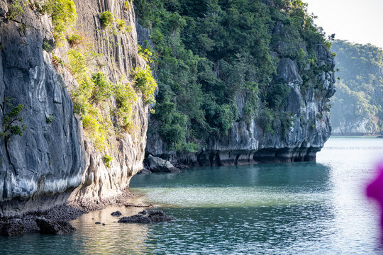Vietnam, Cat Ba, Halong, Asien, Reisen, Travel, Wasser, Felsen, Boote