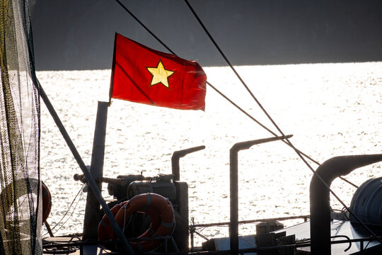 Vietnam, Cat Ba, Halong, Asien, Reisen, Travel, Wasser, Felsen, Boote