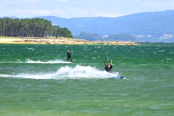 Kitesurfing on the island of Arousa, Galicia, Spain November 14, 2025 © GenadiyGM