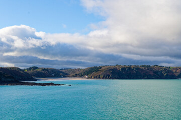 Fototapeta premium plage de treveneuc, dans les côtes d'armor, proche de saint quay portrieux. 