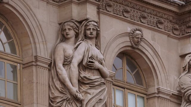 Detail of the caryatids in the Cour Carr&eacute;e of Le Louvre