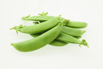 　スナップエンドウ　白バック