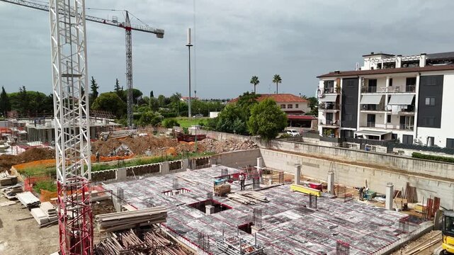 drone, immagini di cantiere in costruzione in citt&agrave;. Campania. Italia