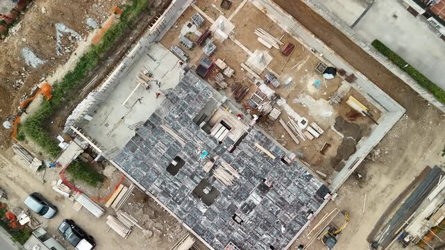 drone, immagini di cantiere in costruzione in citt&agrave;. Campania. Italia
