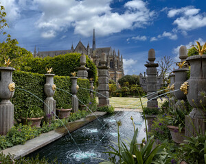 Arundel Castle Gardens and the Fitzalan Chapel, England © pro photography plus