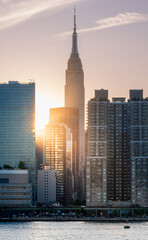 Obraz premium Sunset Skyline with Cityscape