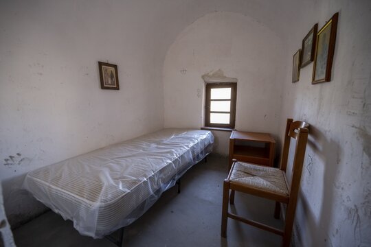 Interior with bed, Old Byzantine Monastery of the Egg, Iera Moni Agiou Dimitriou Augou, Peloponnese, Greece