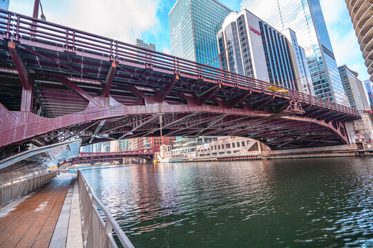 Downtown, Chicago, Illinois, US-January 23, 2026: The scenic views of the Chicago River, bridges, and the buildings around, in winter with snow in Chicago, US. 