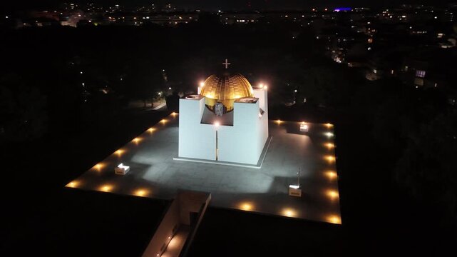 Vertical video of illuminated Pantheon monument at night