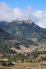 Obraz premium Snowed peak in Sierra de Alcaraz in Albacete province