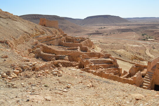 Tunisia,vilaggio berbero di Chenini