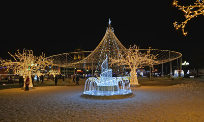 KALININGRAD, RUSSIA - JANUARY 12, 2026: Glowing New Year's decorations on Victory Square
