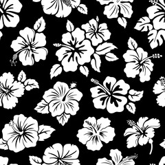 Obraz premium Hawaii tropical hibiscus flowers seamless pattern. Hawaiian floral background of vector leaves and flowers of tropic jungle forest mallow plants. White black exotic hibiscus pattern, fabric print