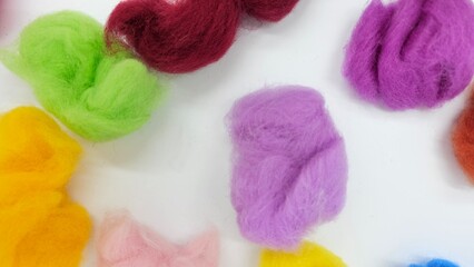 Colorful wool for felting, soft texture and vibrant tones for handmade toys, crafts, needle...