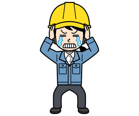 頭を抱えて涙を流すヘルメットをかぶった現場監督の女性