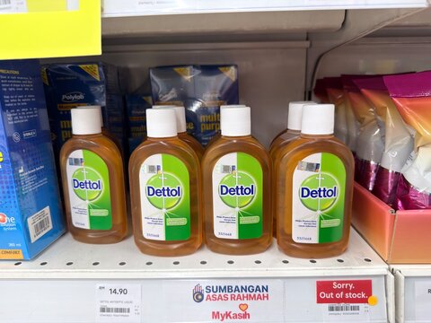 Rawang, Selangor, Malaysia - &lrm;January 28, 2026 - Dettol antiseptic liquid bottles neatly arranged on a supermarket shelf for hygiene and protection.