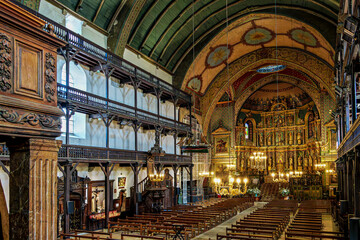 Naklejka premium Interior of St Jean Baptiste church, St John the Baptist, one the most important landmark of Saint Jean de Luz in France