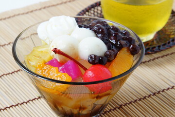 あんみつスイーツ © photosomething