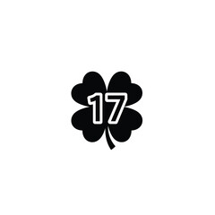 Obraz premium Four-Leaf Clover with Number 17