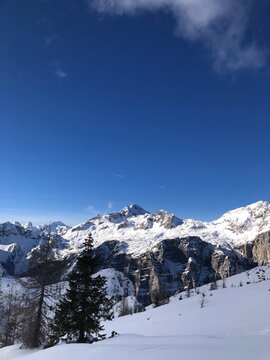 Mrezce, Julian alps, 1965m, winter hiking