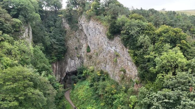 Peak Cavern - &ldquo;The Devil&rsquo;s Arse&rdquo;