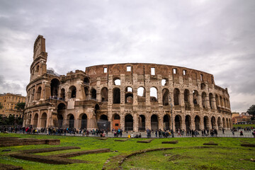 Fototapeta premium The famous amphitheatre The Colosseum in the city of Rome, Italy