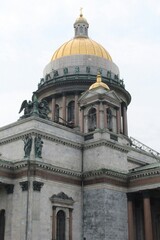 Obraz premium St. Isaac's Orthodox Church in St. Petersburg, Russia
