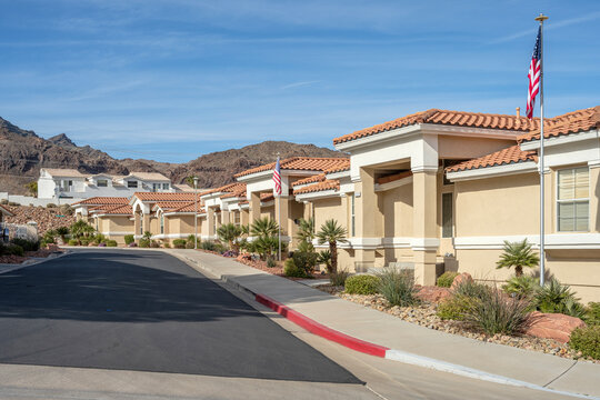 Modern architecture condos in Boulder city NV.