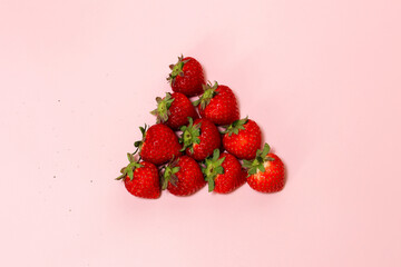 ピンクバックのイチゴ