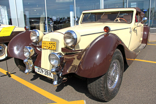 Retro auto show. DKW (1933 year) at yearly automotive-show