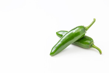 白背景にハラペーニョ