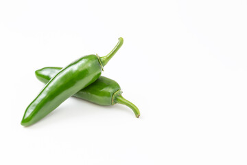 白背景にハラペーニョ