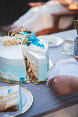 Tort komunijny ukrojony © Katarzyna