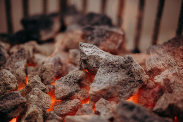 Palący się węgiel