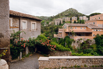 Obraz premium Tivoli Italy Hillside Town View