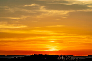 Obraz premium colorful summer sunset on meadow