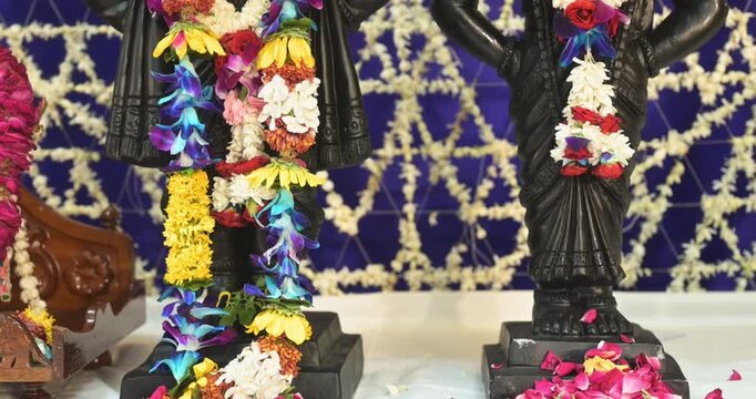 Pandharpur Vitthal Rukmini Murti, Peaceful Hindu Devotional Idol with Cinematic Angles