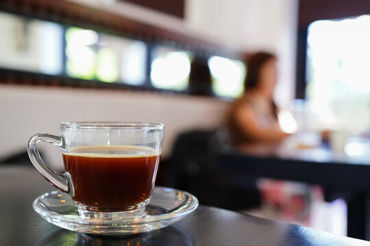 A cup of black coffee in the coffee shop.