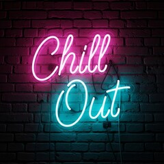 Obraz premium A neon sign on a brick wall with the words Chill Out