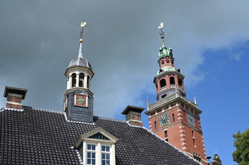 Alte Waage und Rathaus in Leer