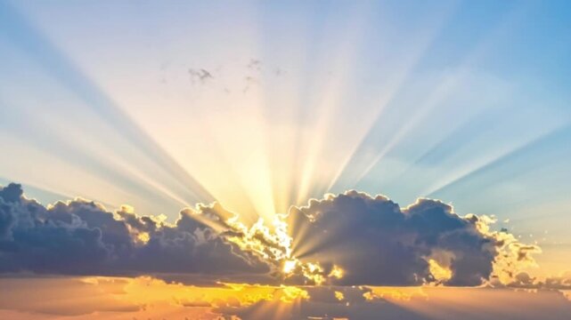 Sonnenstrahlen durch Wolkenl&uuml;cke