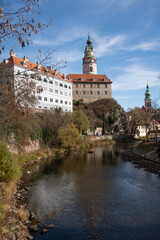 Obraz premium Krumau, Schloss und die Moldau