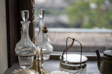 ガラスのアンティークな小物たち