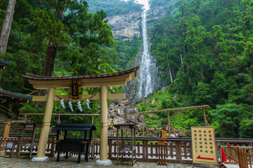 日本の風景・夏　世界遺産　飛瀧神社と那智の滝